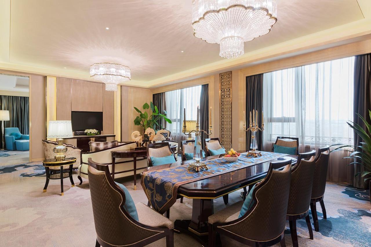 Wanda Realm Chifeng Hotel Extérieur photo